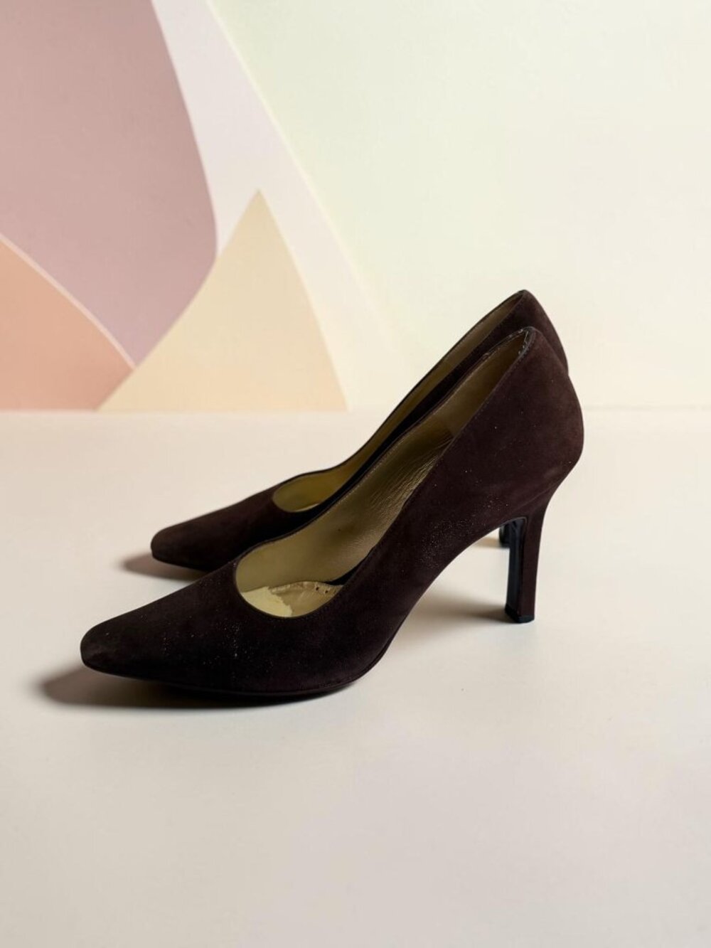 CHARLES JOURDAN Vintage Brown Suede Heels Size 6.5